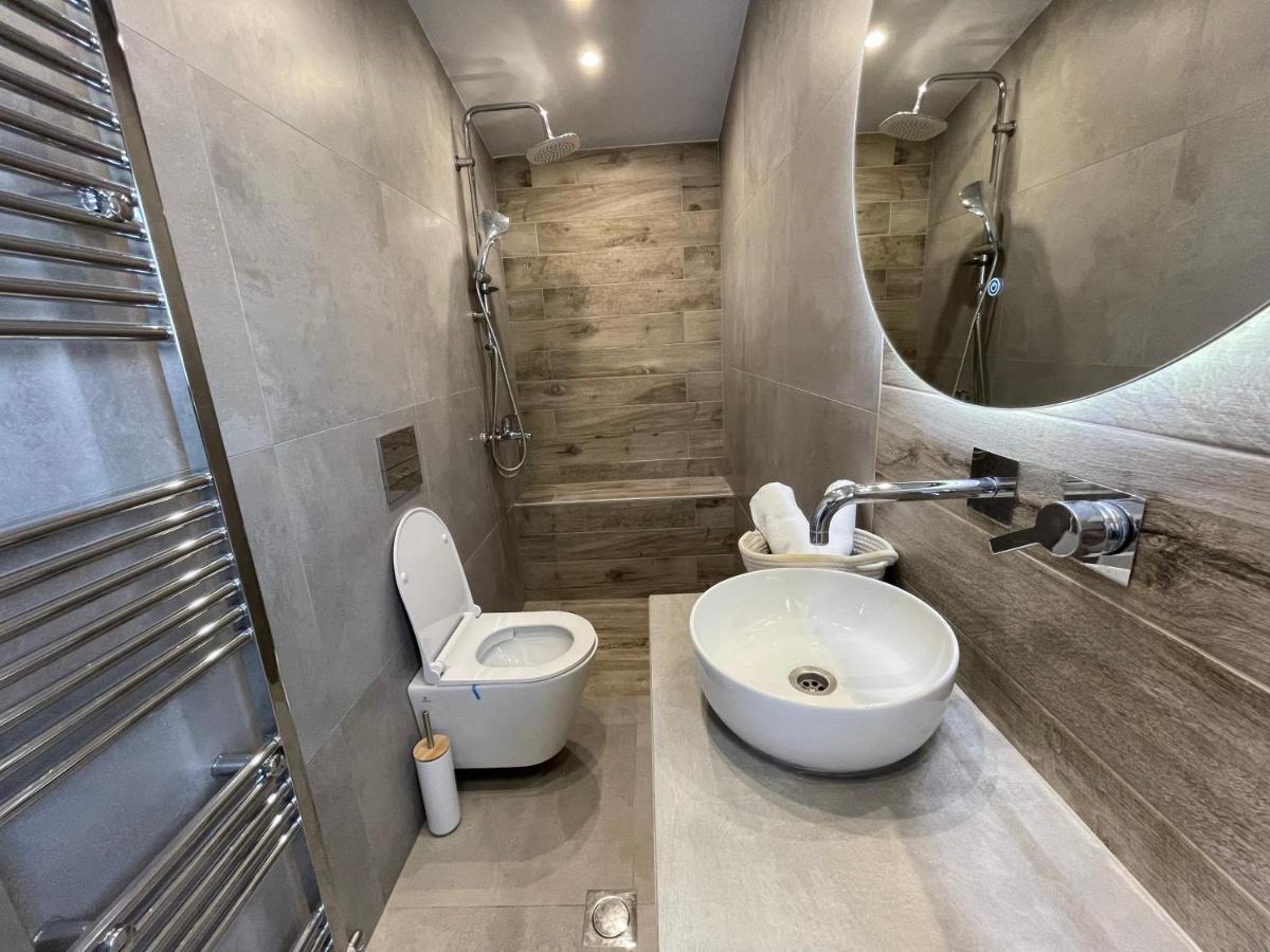Breathtaking View Design Apartment กาเตรินี ภายนอก รูปภาพ